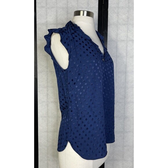 Sandro Sleeveless Blouse. Size: 1 Small - Picture 3 of 10